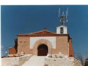 Ermita de San José, con su correspondiente  antena