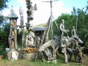 Arte rural a pie de carretera. Ctra. de A Pontenova-A Fonsagrada, Lugo