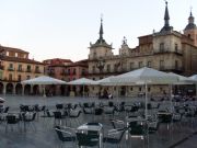 PLAZA MAYOR  DE LE�N