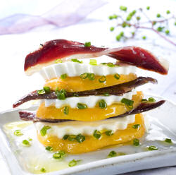 Milhojas de queso y mango