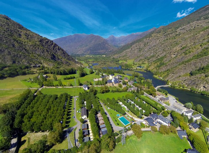 Nou Camping. La Guingueta dAneu, Lleida